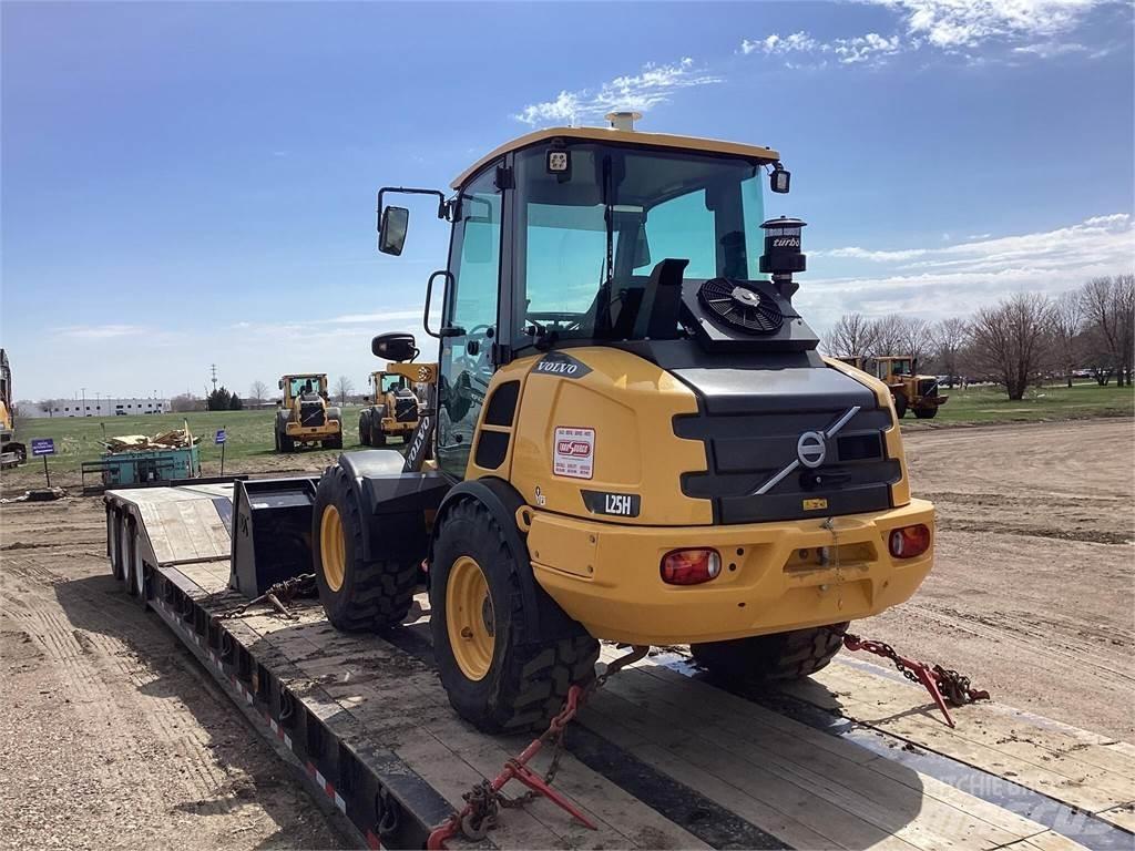 Volvo L25H Gumikerekes homlokrakodók