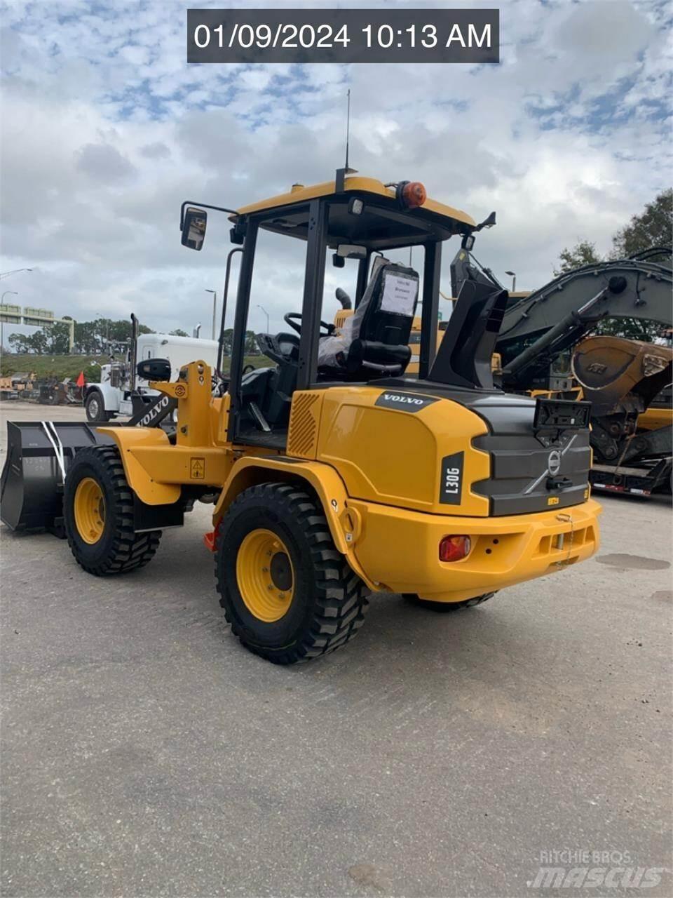 Volvo L30GS Gumikerekes homlokrakodók