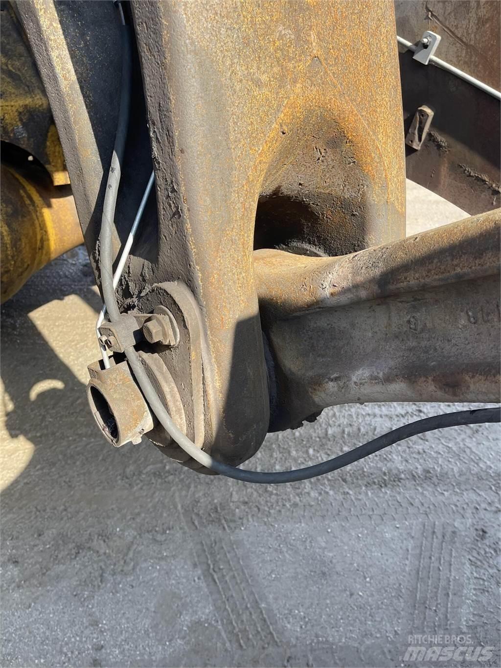 Volvo L350H Gumikerekes homlokrakodók