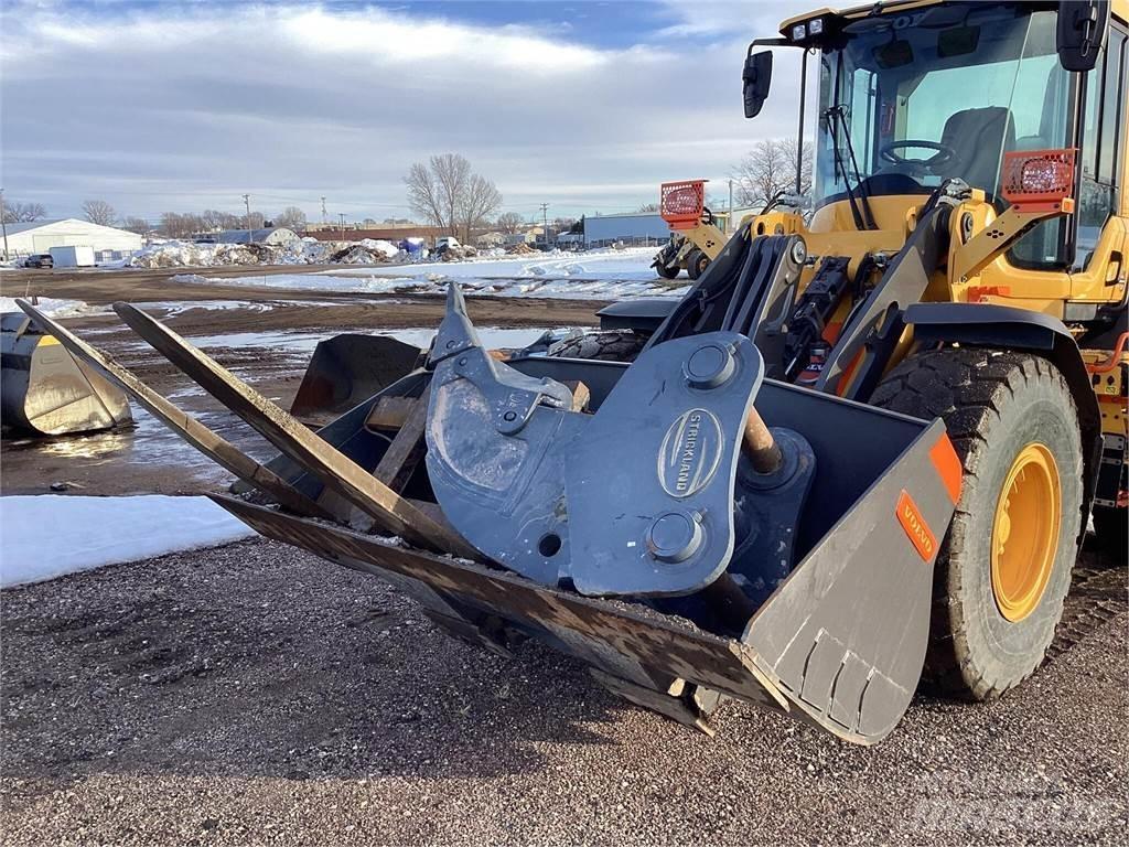 Volvo L60H Gumikerekes homlokrakodók