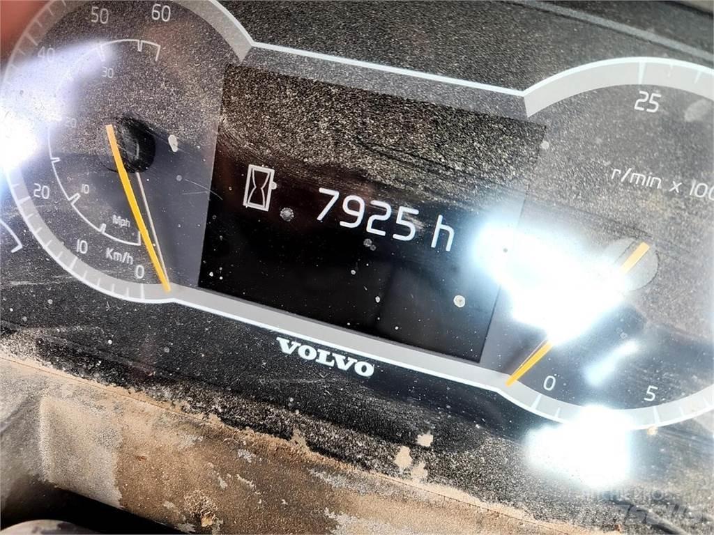 Volvo L60H Gumikerekes homlokrakodók