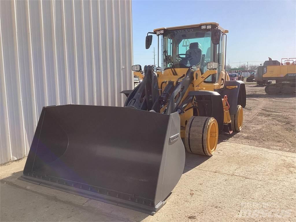 Volvo L60H Gumikerekes homlokrakodók
