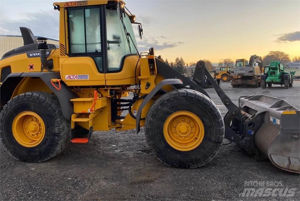 Volvo L60H Gumikerekes homlokrakodók