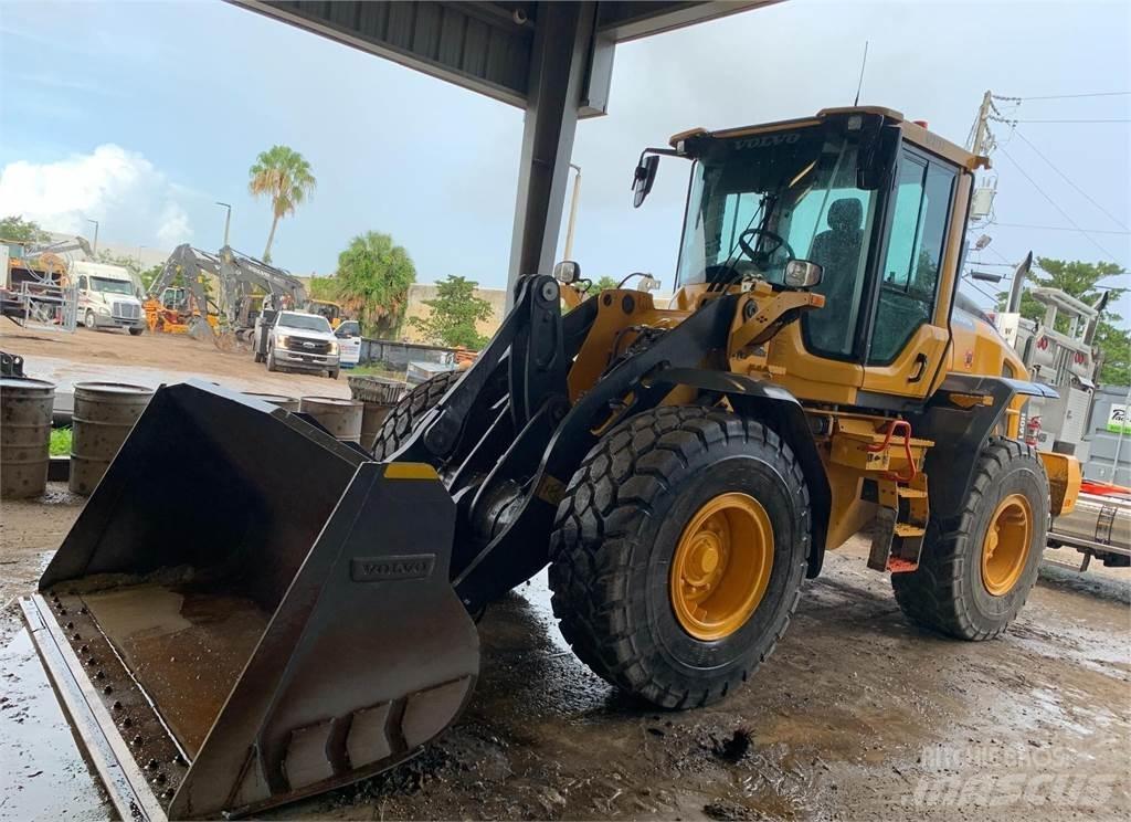 Volvo L60H Gumikerekes homlokrakodók