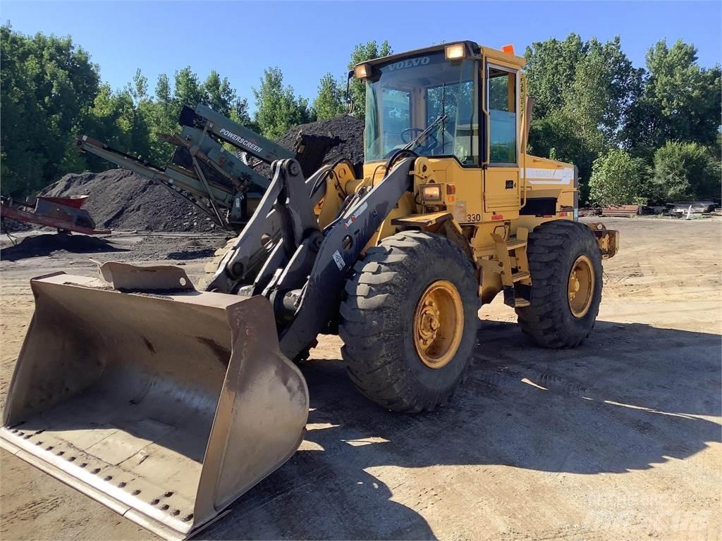 Volvo L70C Gumikerekes homlokrakodók