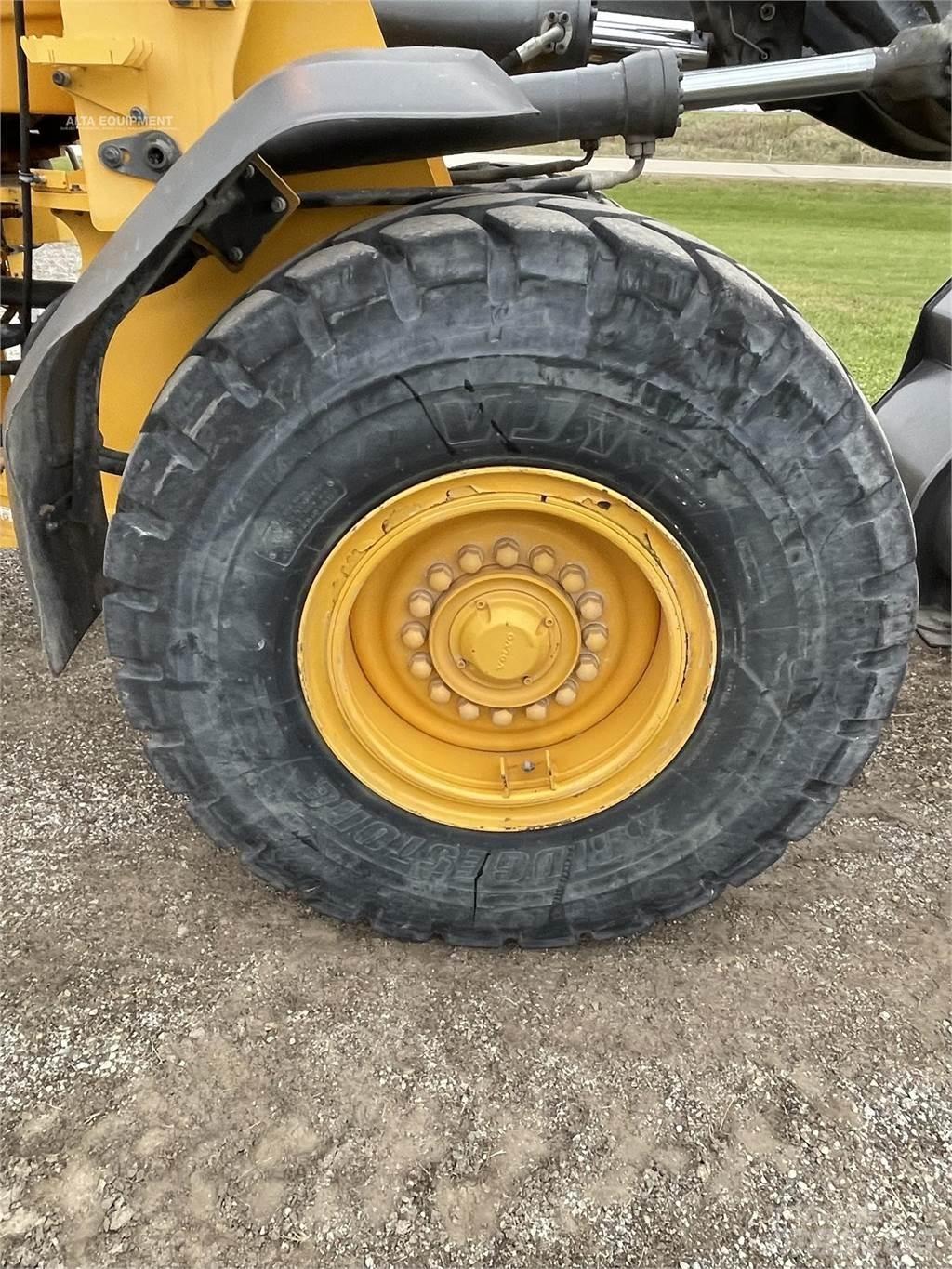 Volvo L70H Gumikerekes homlokrakodók