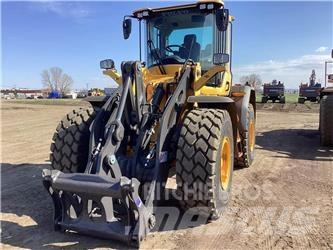 Volvo L70H Gumikerekes homlokrakodók