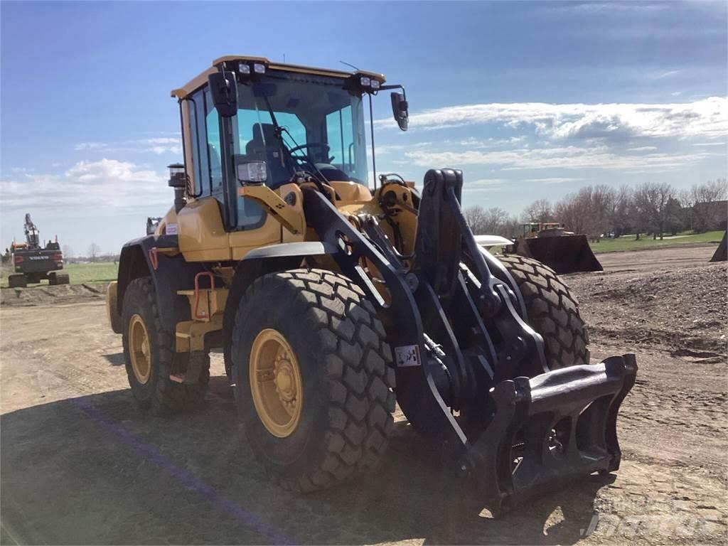 Volvo L70H Gumikerekes homlokrakodók