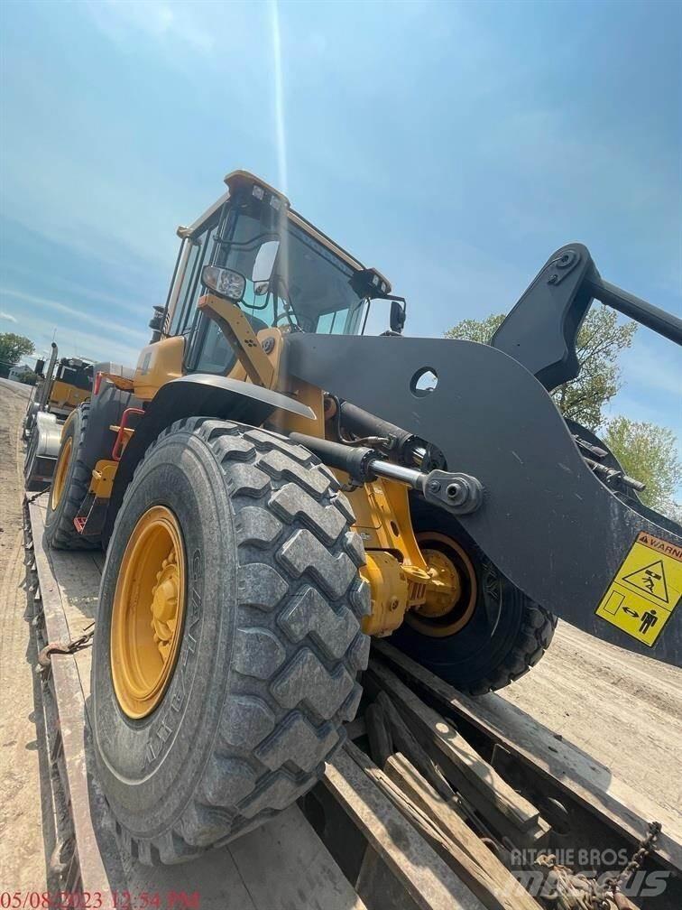 Volvo L70H Gumikerekes homlokrakodók