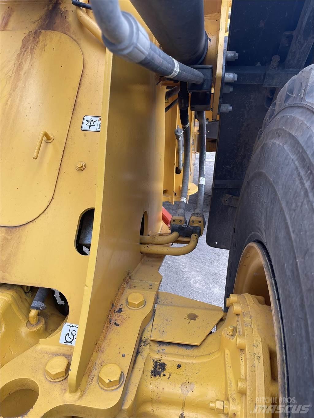 Volvo L70H Gumikerekes homlokrakodók
