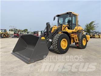 Volvo L90H Gumikerekes homlokrakodók