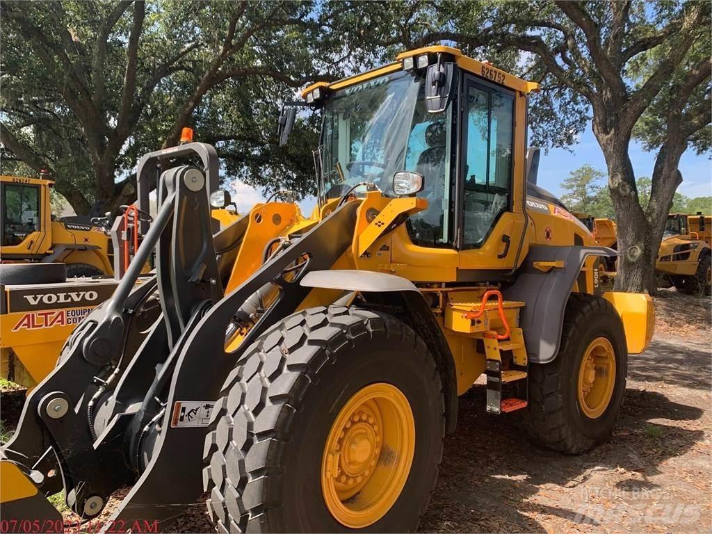 Volvo L90H Gumikerekes homlokrakodók