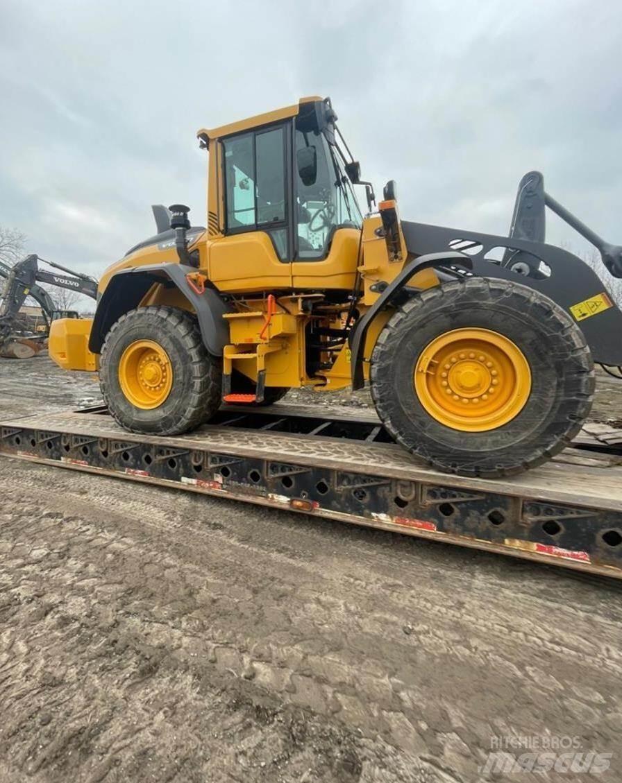 Volvo L90H Gumikerekes homlokrakodók