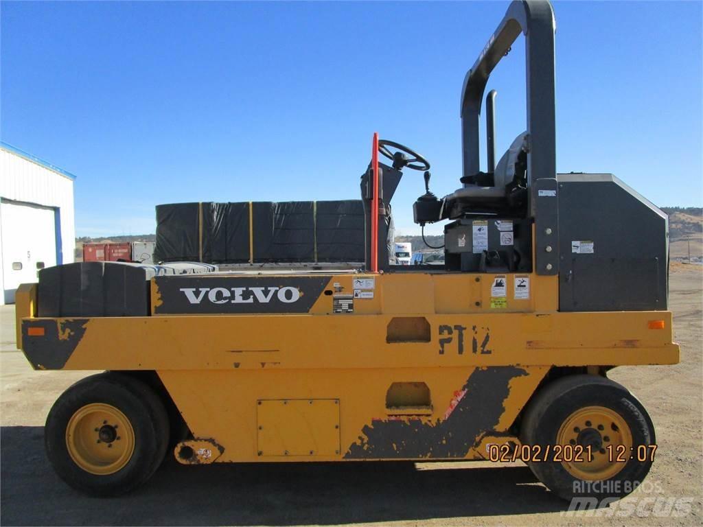 Volvo PT125C Pneumatikus kerekes hengerek