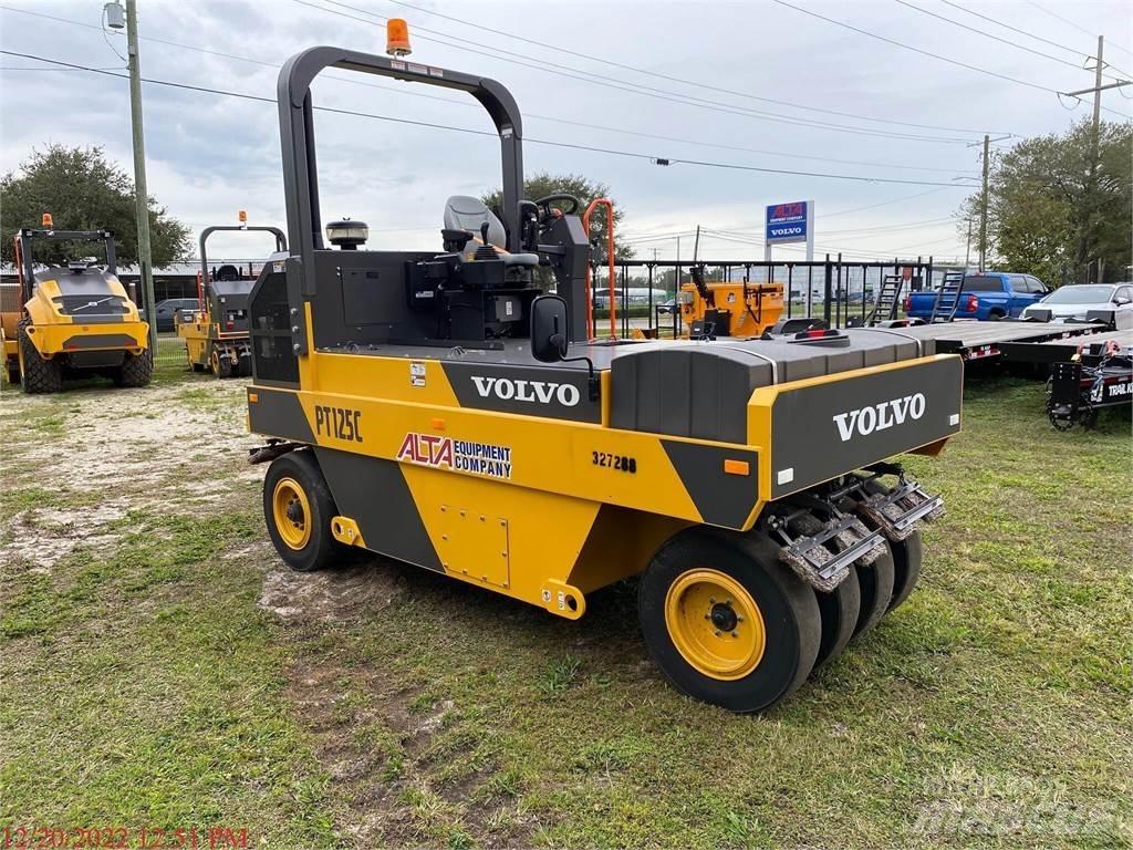 Volvo PT125C Pneumatikus kerekes hengerek