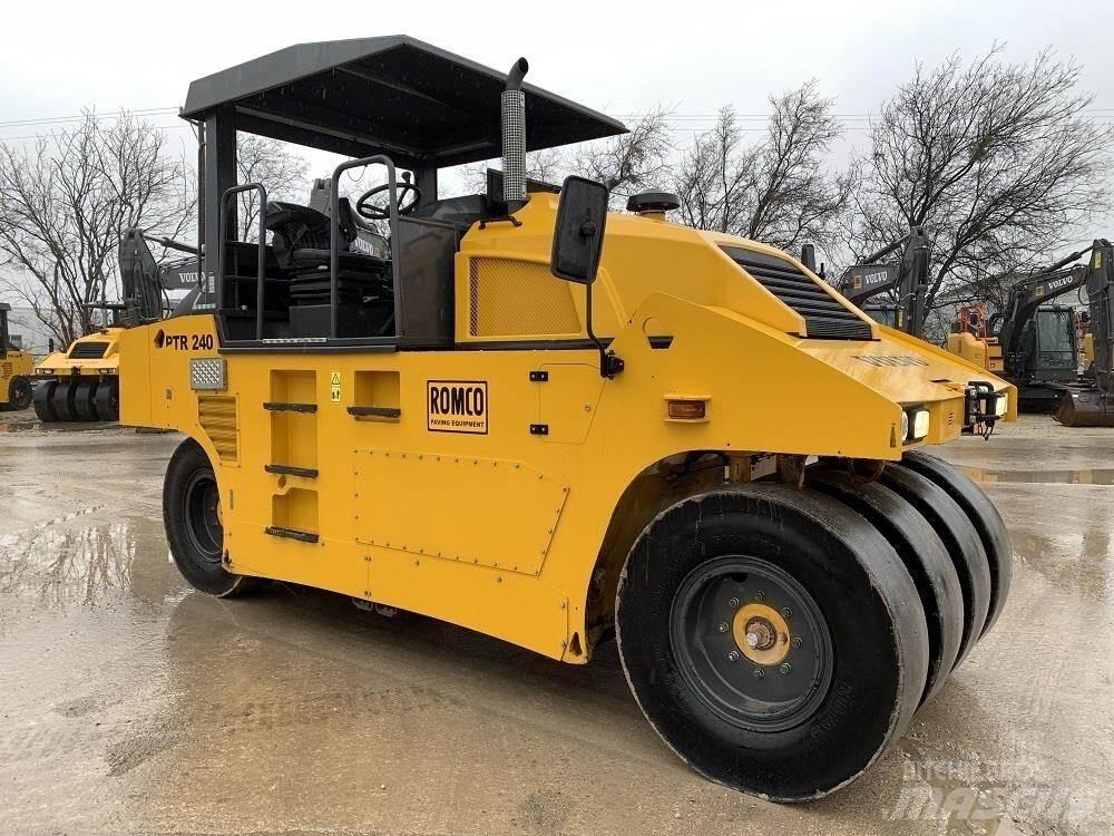 Volvo PTR240 Pneumatikus kerekes hengerek