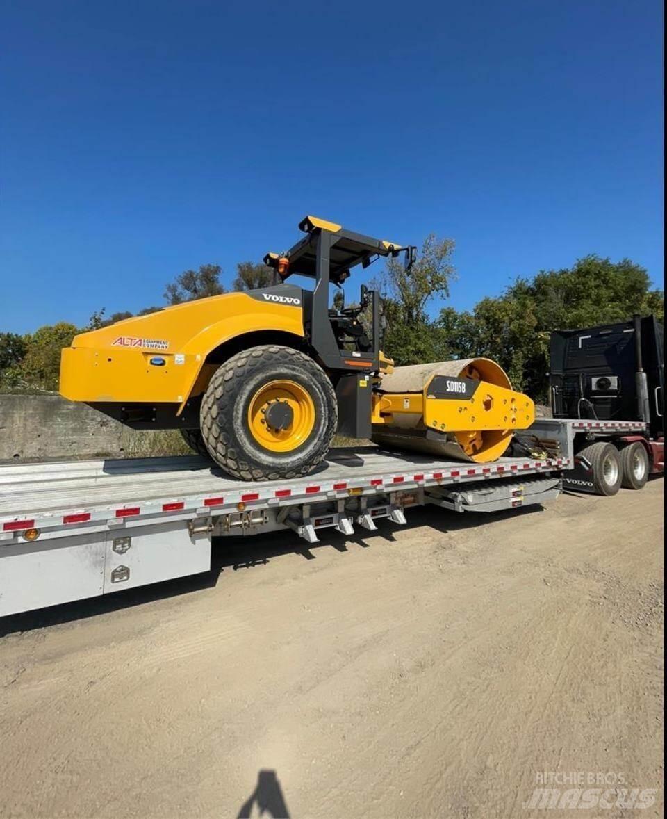 Volvo SD115B Ikerdobos hengerek