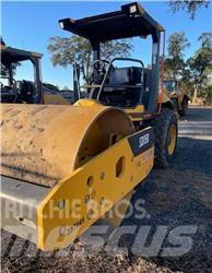 Volvo SD115B Ikerdobos hengerek