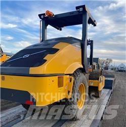 Volvo SD75B Ikerdobos hengerek