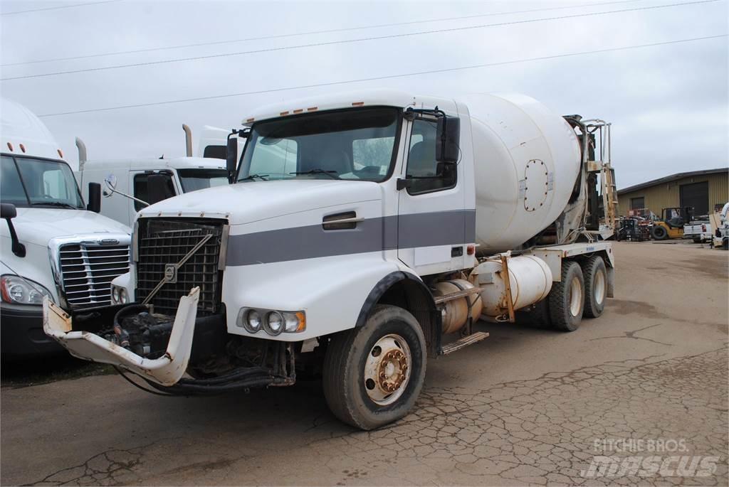 Volvo VHD64B200 Betonkeverők/Betonpumpák