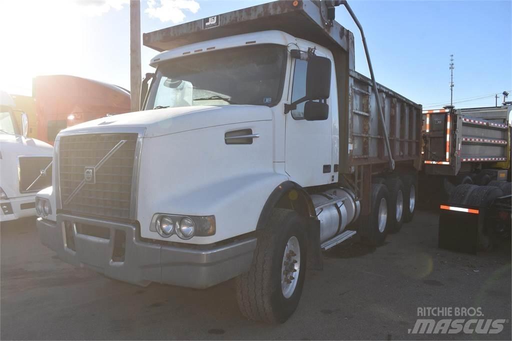 Volvo VHD84B200 Billenő teherautók