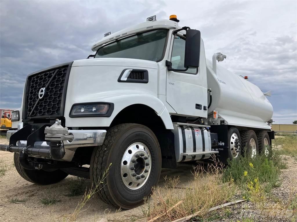 Volvo VHD84F300 Tartályos teherautók