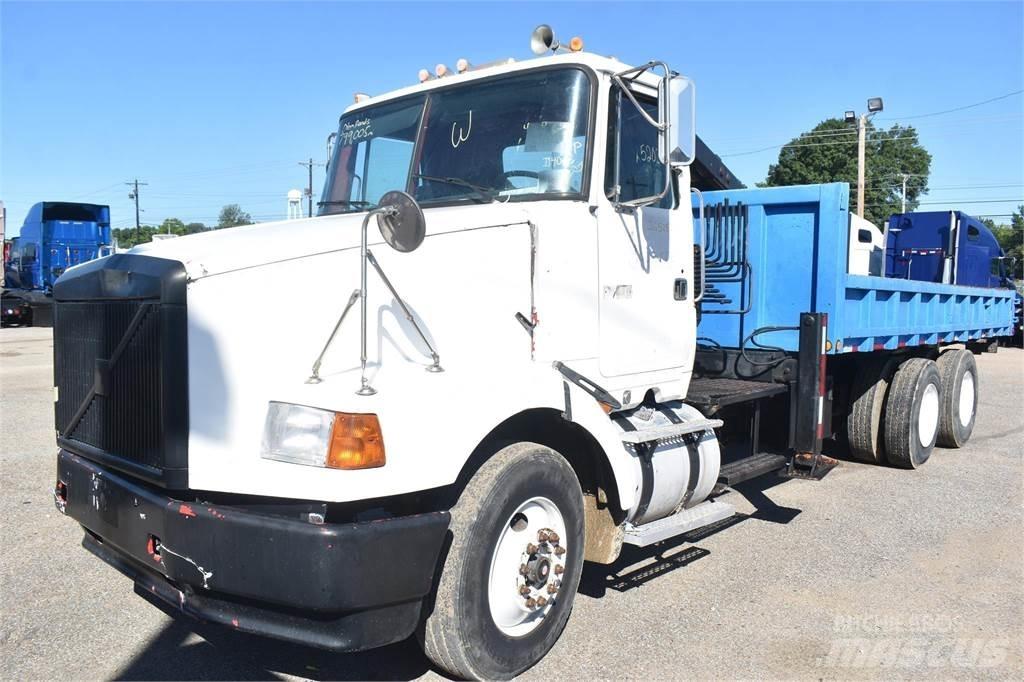 Volvo WG64 Darus teherautók