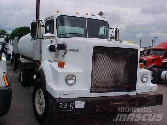 Western Star 6964F Tartályos teherautók