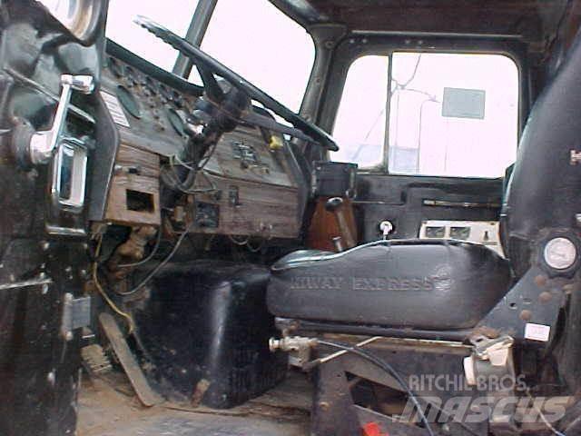 Western Star 6964F Tartályos teherautók