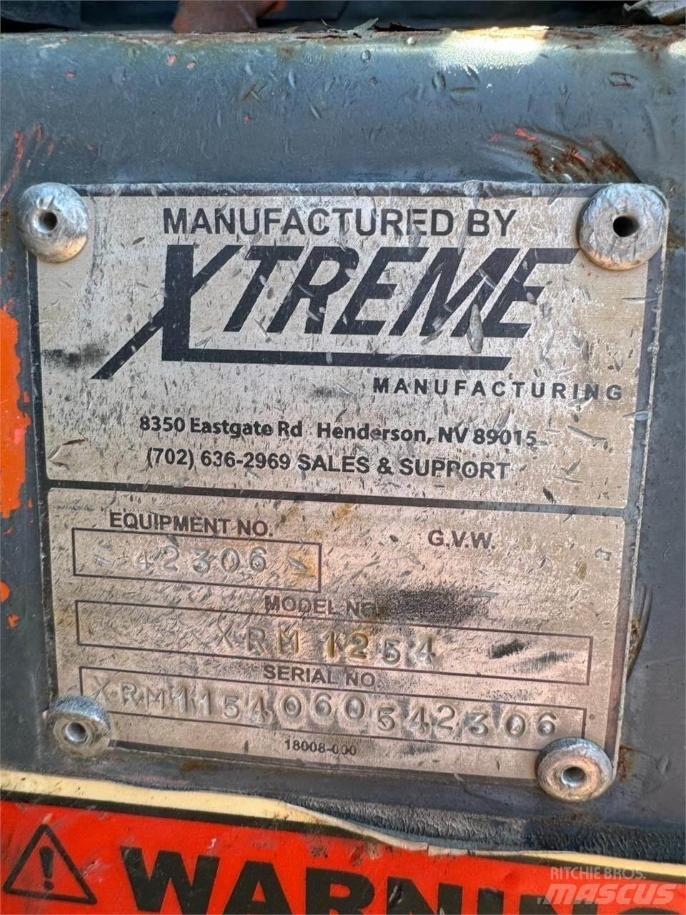 Xtreme MFG XRM1254 Teleszkópos rakodók