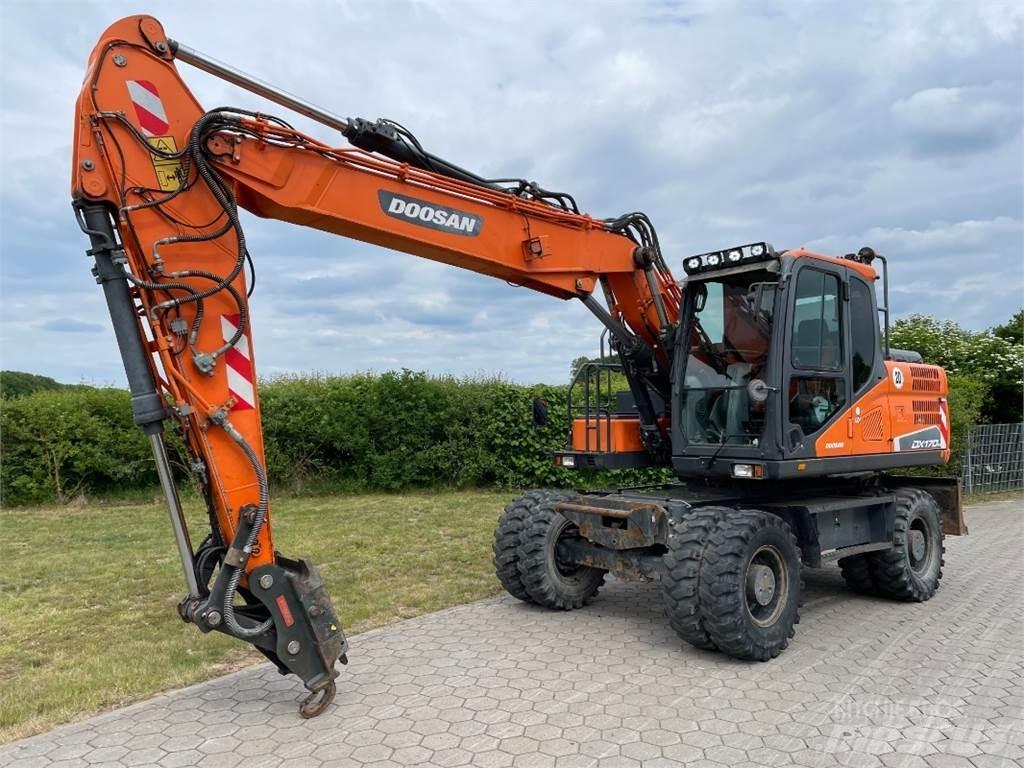 Doosan DX170W-5 Gumikerekes kotrók