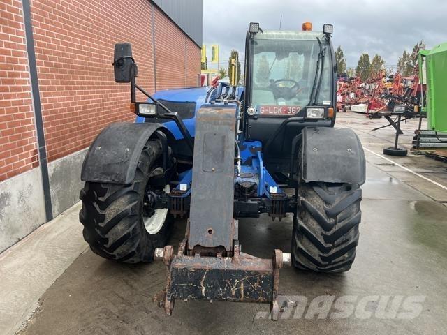 New Holland LM7.35 Teleszkópos mezőgazdasági rakodók