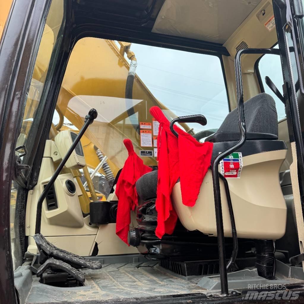 CAT 330 C Lánctalpas kotrók