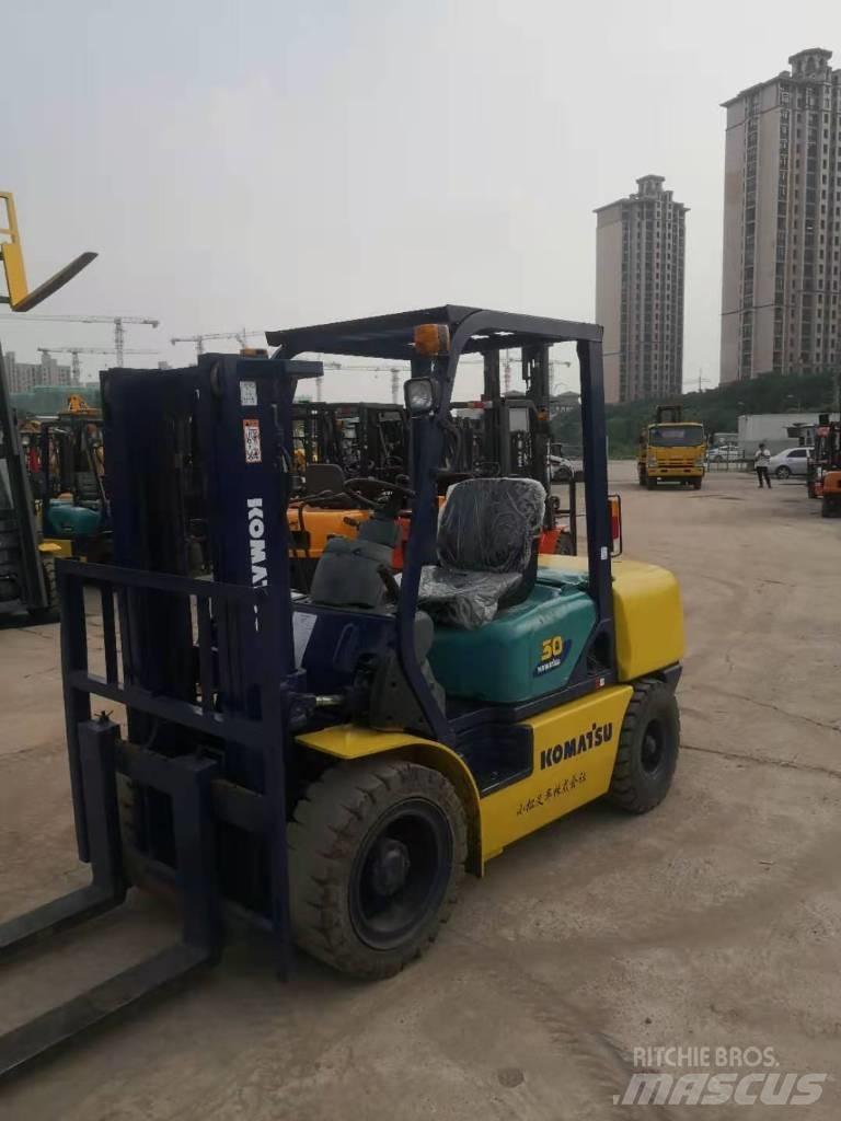 Komatsu FD 30 T-14 Dízel targoncák