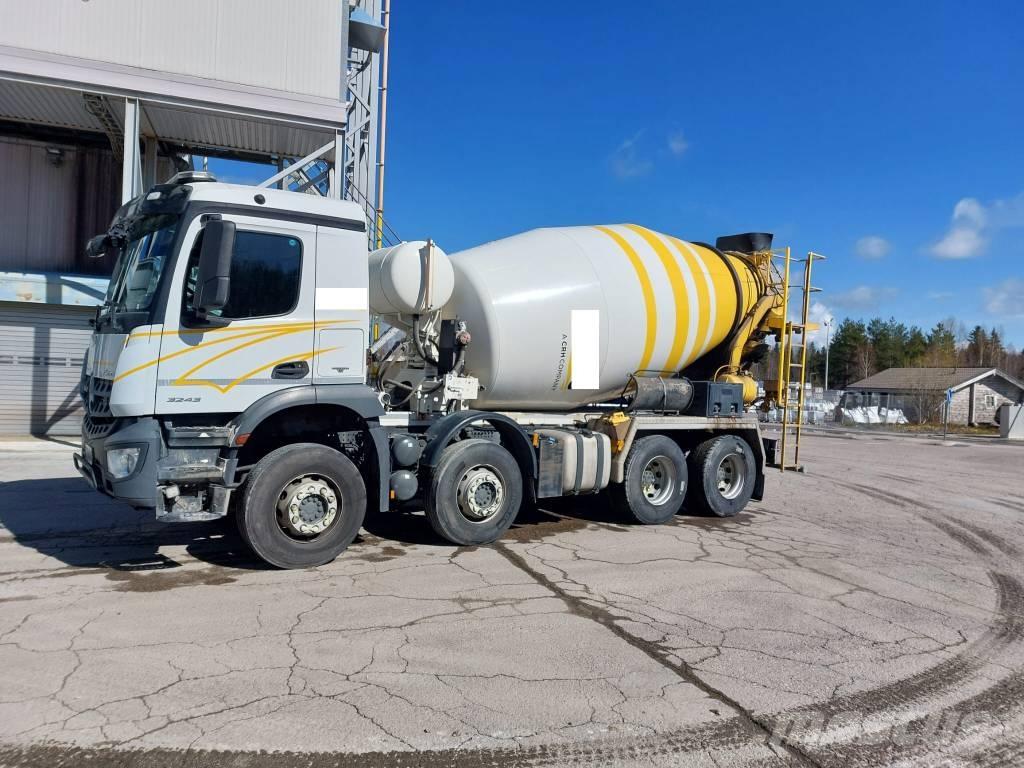 Mercedes-Benz 3243 Betonkeverők/Betonpumpák