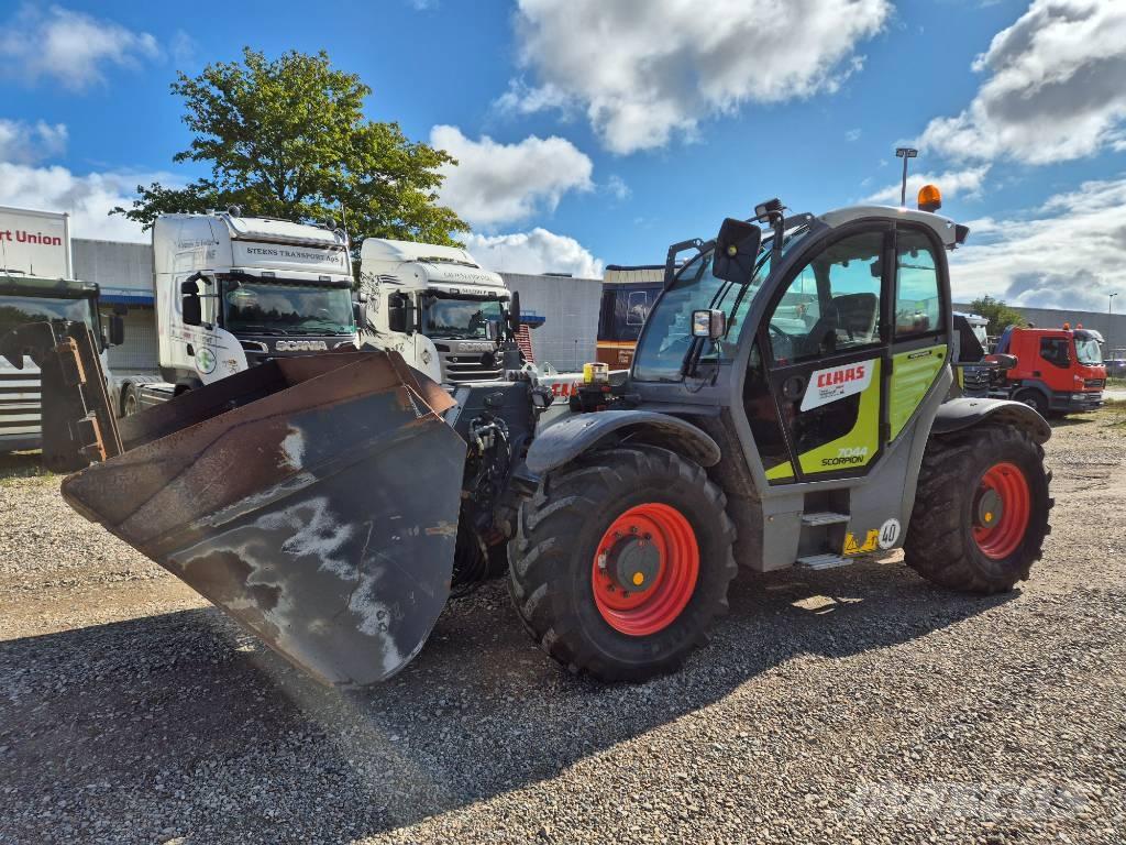 CLAAS Scorpion 7044 Teleszkópos mezőgazdasági rakodók