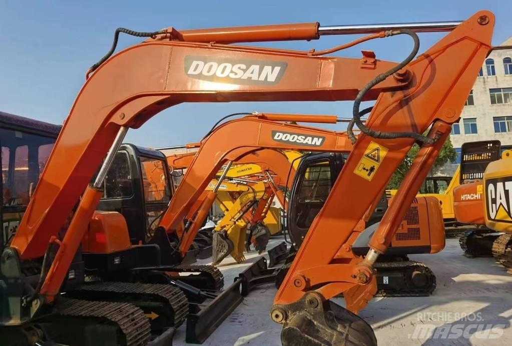 Doosan DH55 Lánctalpas kotrók