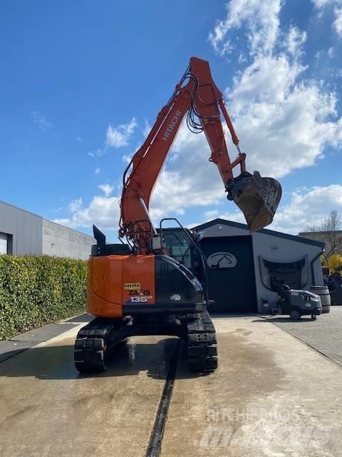 Hitachi 135US-6 Lánctalpas kotrók