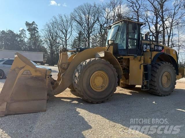 CAT 980 K Gumikerekes homlokrakodók