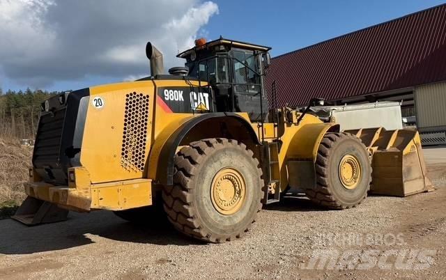 CAT 980 K Gumikerekes homlokrakodók