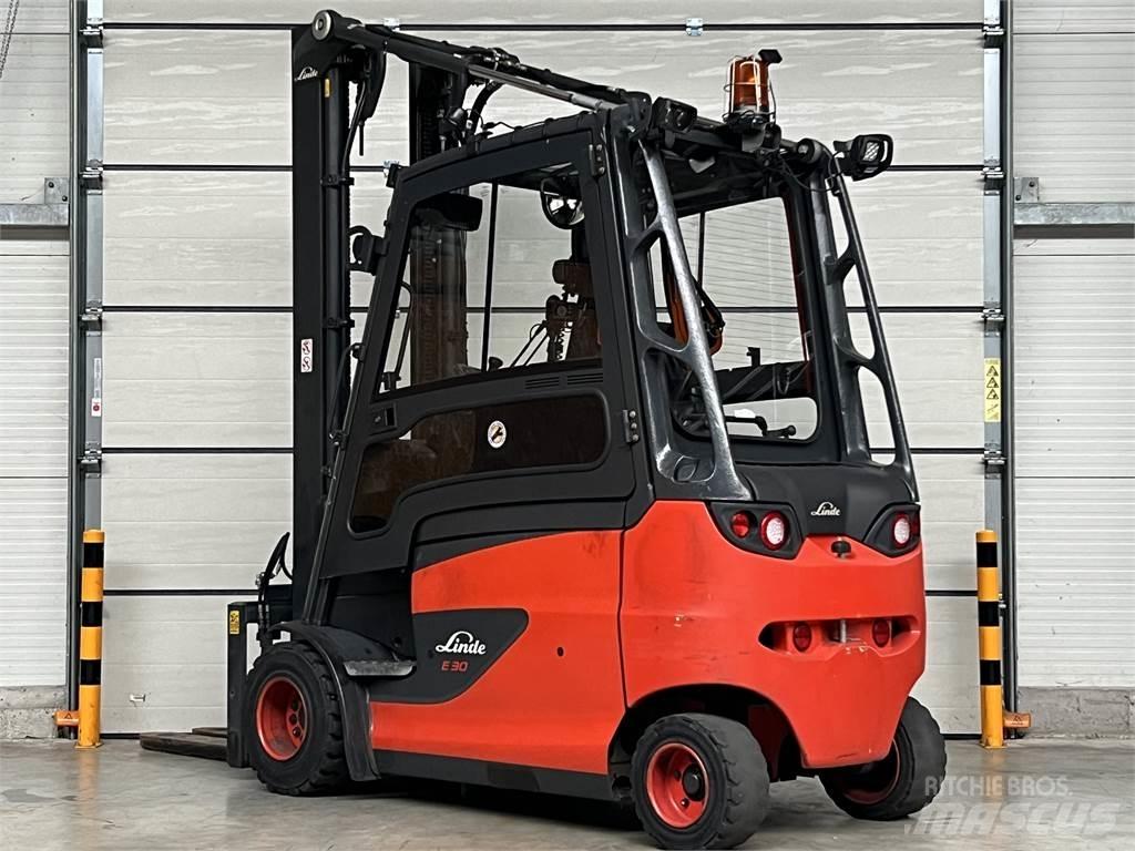 Linde E30/600HL Elektromos targoncák