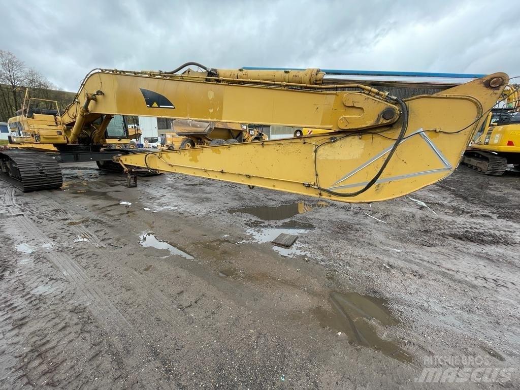 CAT 345 B L Lánctalpas kotrók