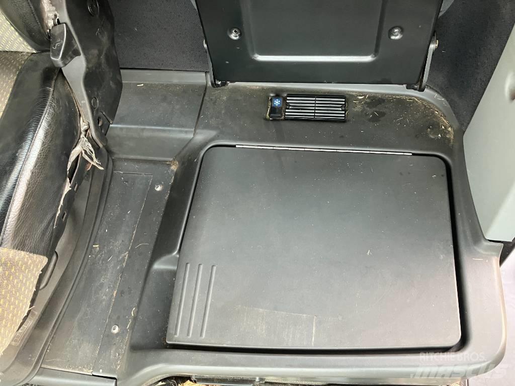 CLAAS JAGUAR 950 Önjáró szecskázók
