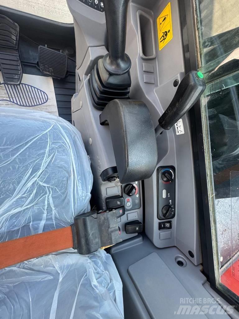 Kubota KX 080-4 Közepes (midi) kotrók 7 t - 12 t