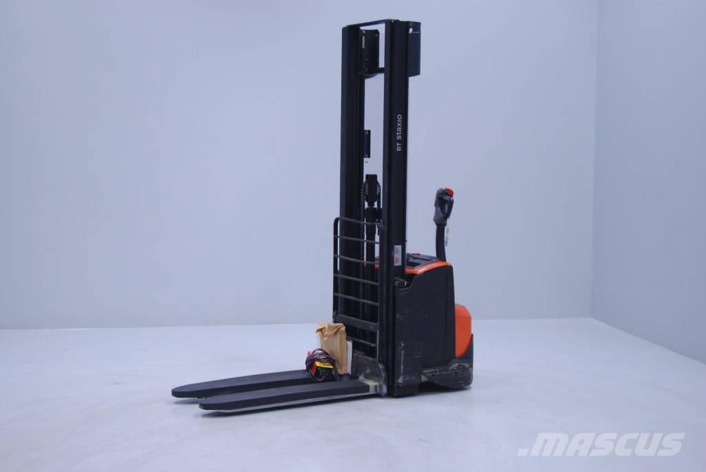 Toyota SWE120 Gyalogkíséretű targonca