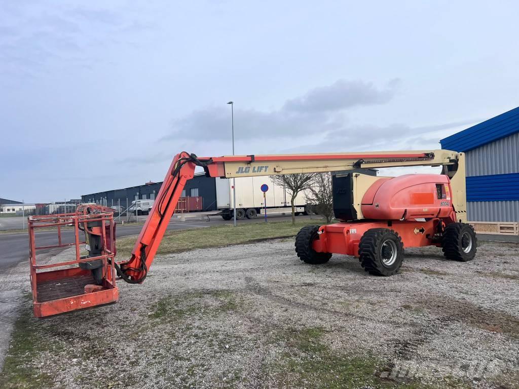 JLG 800 AJ Karos emelők