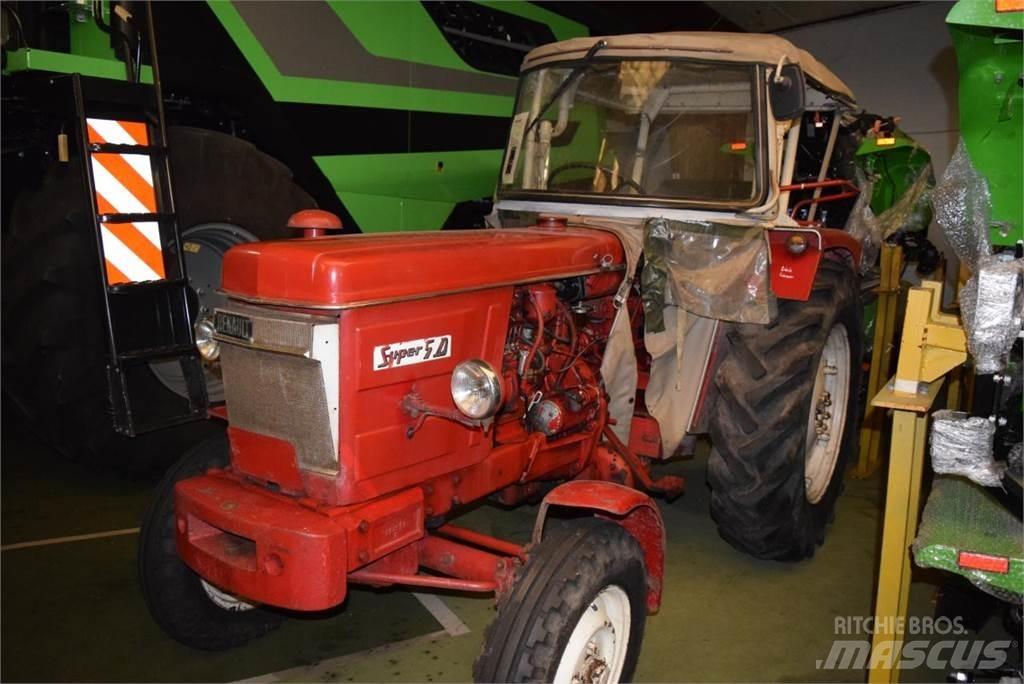 Renault Super 5D Traktorok