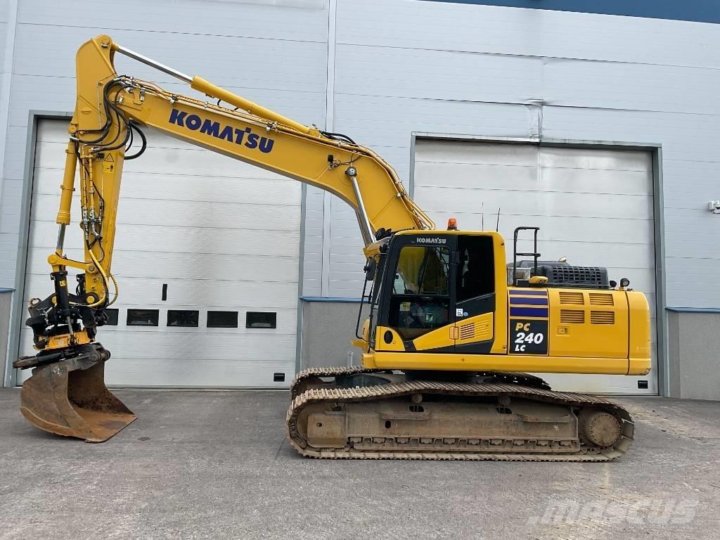 Komatsu PC240LC-11 Lánctalpas kotrók