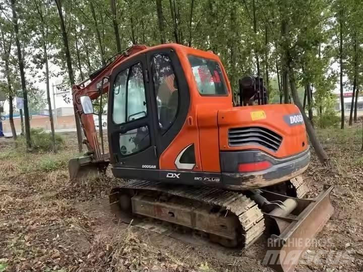 Doosan DX75 Lánctalpas kotrók