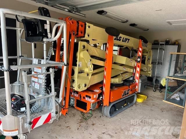 JLG 600AJ BOO Karos emelők